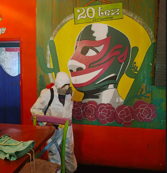 Trabajo de fumigación en sitio 3